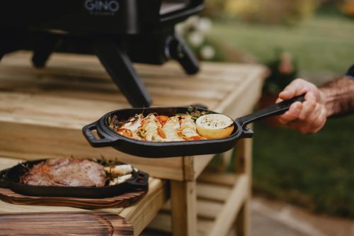 Öntöttvas Serpenyő pizzakemencékhez, bordázott