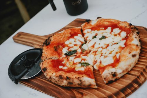 Fa pizza vágódeszka