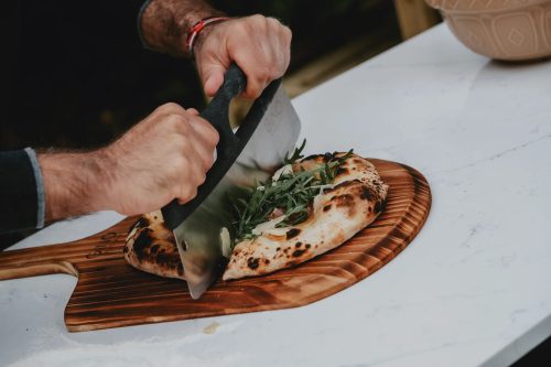 Kerek pengéjű pizzavágó